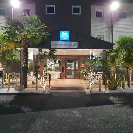 Ibis Budget Deauville 호텔