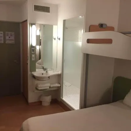 Ibis Budget Отель 2*