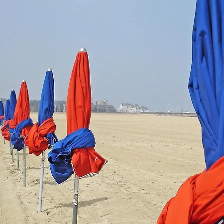 Ibis Budget Deauville 2* 생-아르누